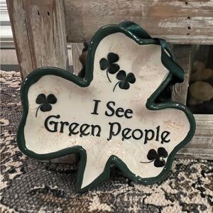 MWW Collector's Mini Plate
With an Irish Clover Design